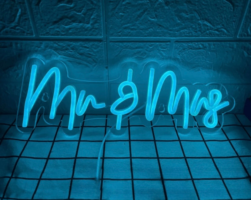 Mr & Mrs LED Neon Sign